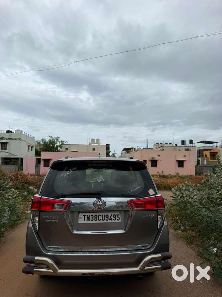 Toyota Innova Crysta 2020