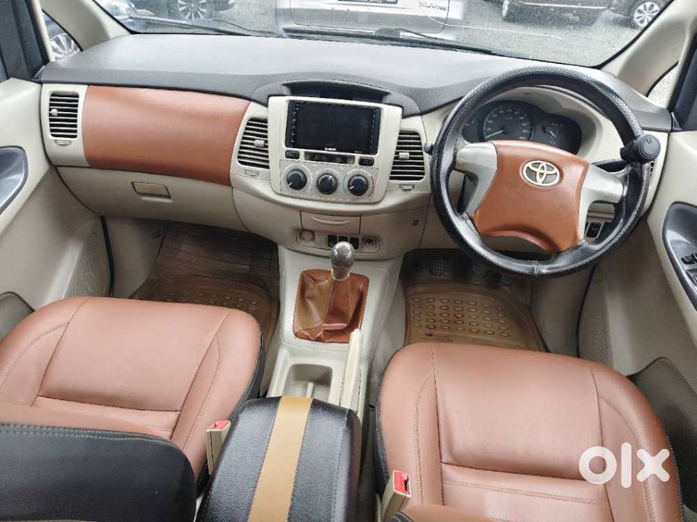 Toyota Innova 2.5 Gx 8 Str Bs-iii, 2014, Diesel