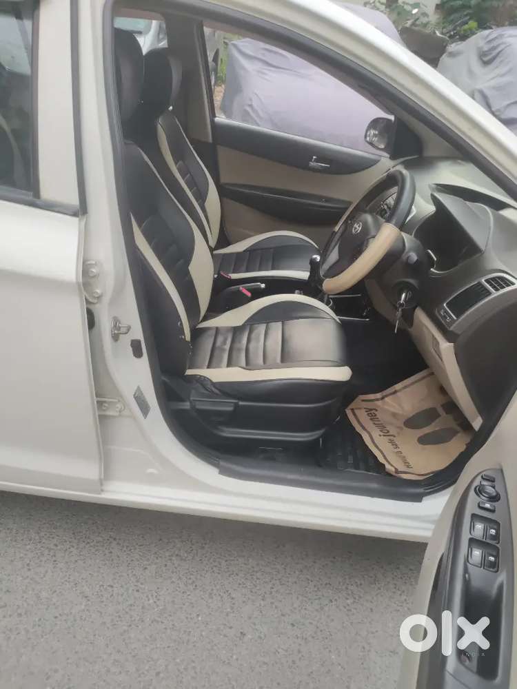 Hyundai I20 Sportz 2012 3rd Owner