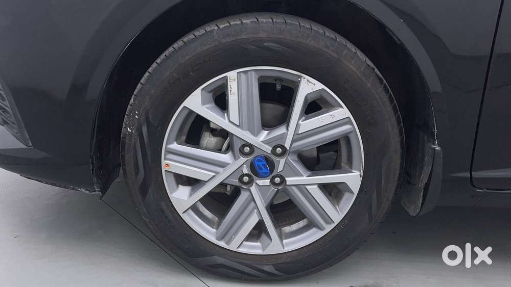 Hyundai Verna 1.5 Sx Petrol Mt, 2024, Petrol
