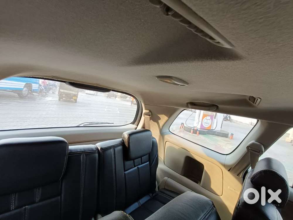 Toyota Innova 2.5 Vx 8 Str Bs-iii, 2012, Diesel