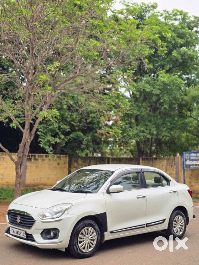 Maruti Suzuki Dzire 1.2 Vxi Amt, 2019, Petrol