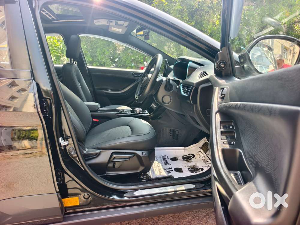 Tata Nexon Ev Xz Plus Lux Dark Edition, 2023, Electric