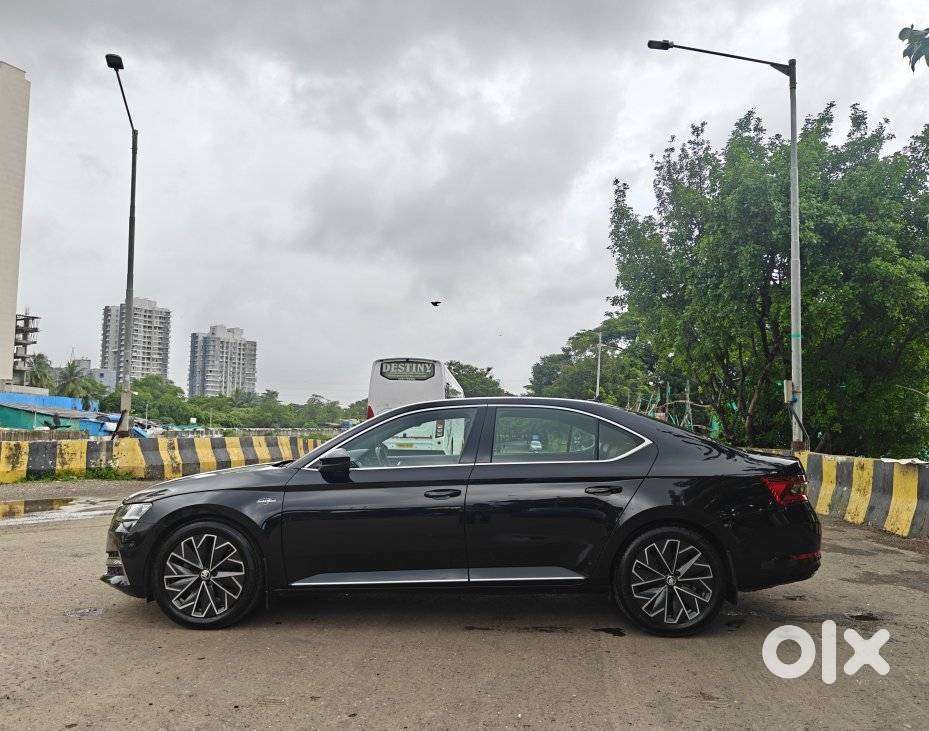 Skoda Superb 2.0 L&k Tsi At, 2024, Petrol