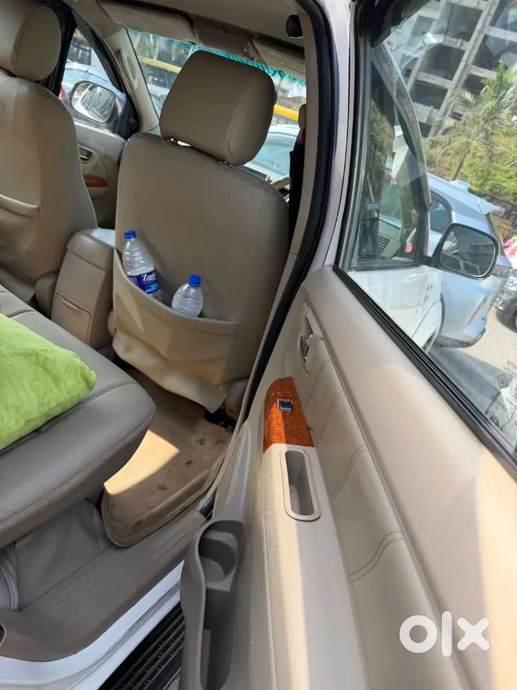 Toyota Fortuner Legender 2011