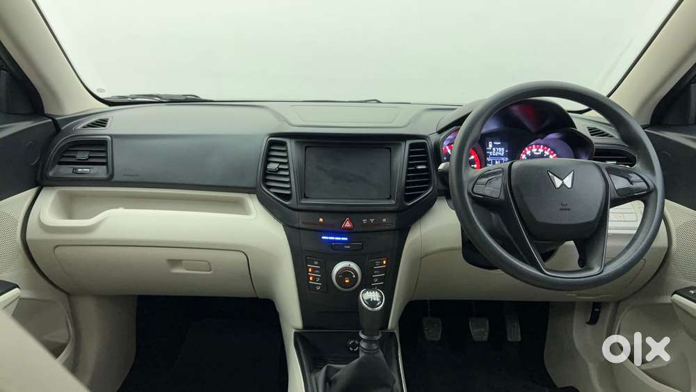 Mahindra Xuv300 W4, 2023, Petrol