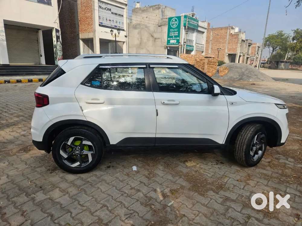 Hyundai Venue 2019 Petrol 57000 Km Driven Wsr