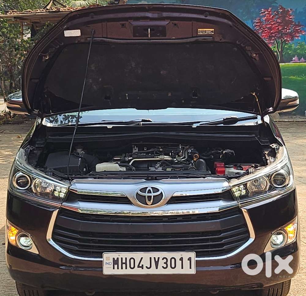 Toyota Innova Crysta