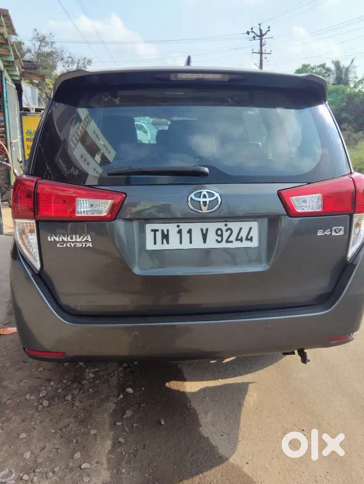 Toyota Innova Crysta 2017 Diesel 178000 Km Driven