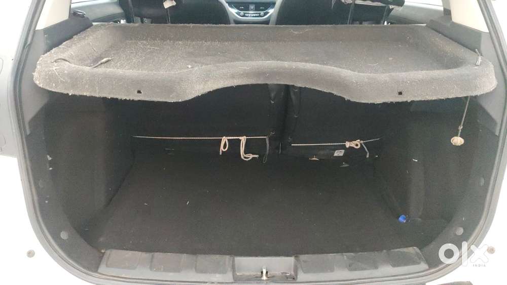 Tata Nexon 1.2 Revotron Xz Plus, 2018, Petrol