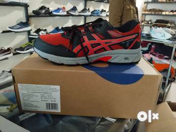 Asics shoes outlet 60 off