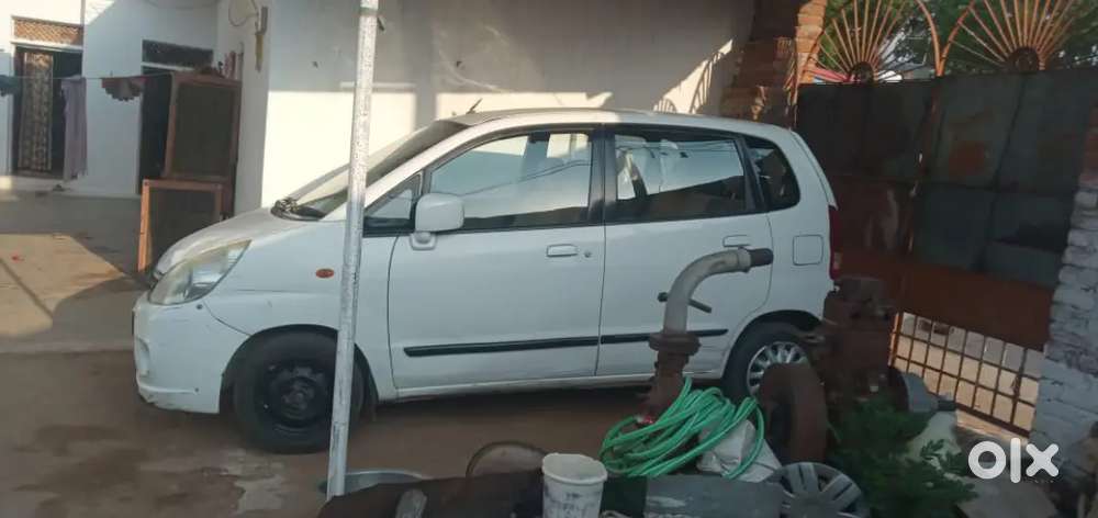 Maruti Suzuki Zen Estilo 2013