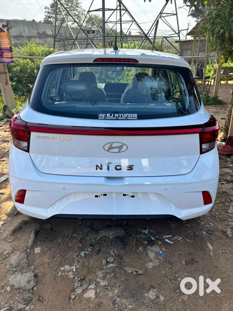 Hyundai Manual Petrol 2019