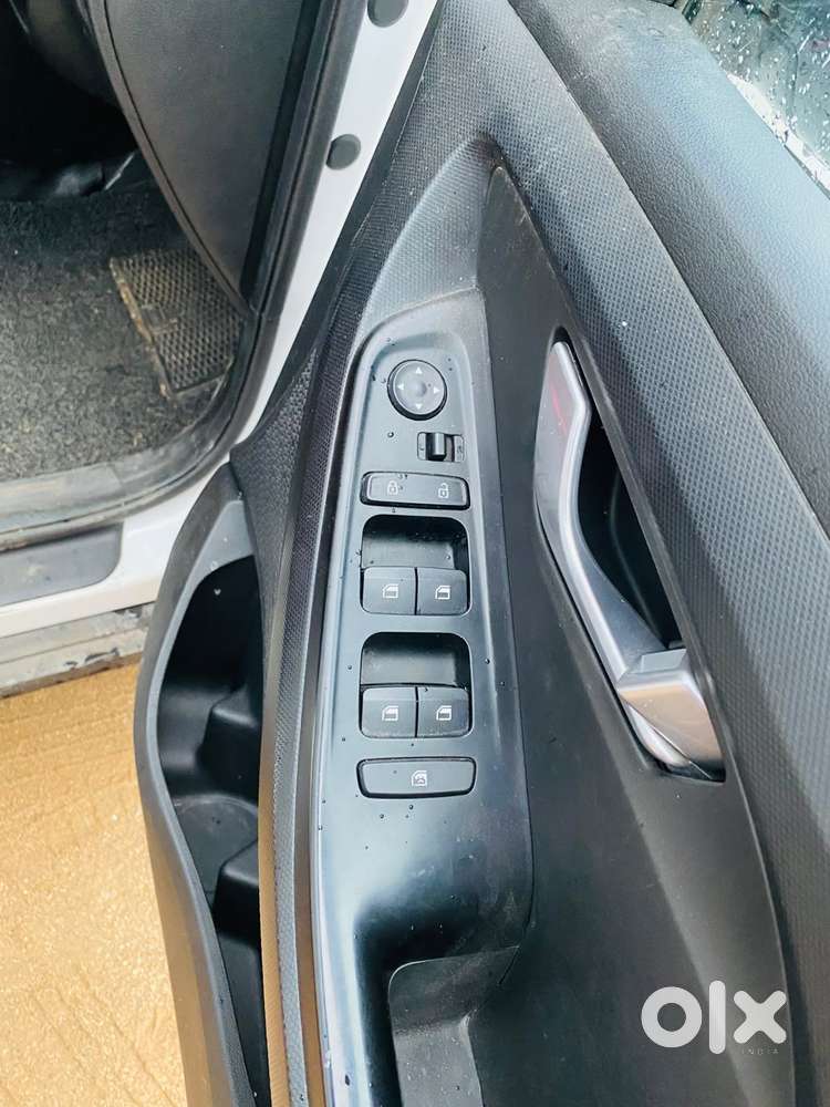 Hyundai Creta 1.5 S Plus Knight Petrol, 2022, Petrol