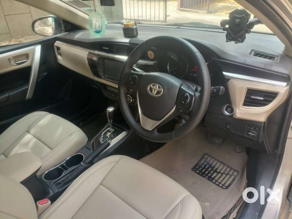 Toyota Corolla Altis Vl, 2015, Petrol