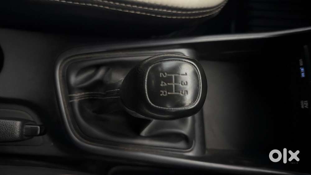 Hyundai New I20 1.2 Sportz Mt, 2022, Petrol