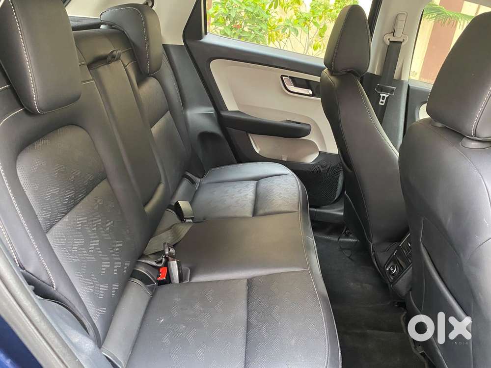 Tata Altroz 1.2 Xz Plus Rtn Dct, 2022, Petrol