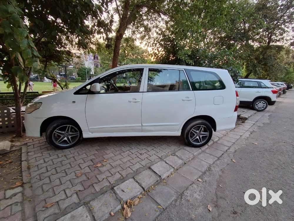 Toyota Innova 2.5 Gx 7 Seater,  Nov-14 Diesel 1st Owner