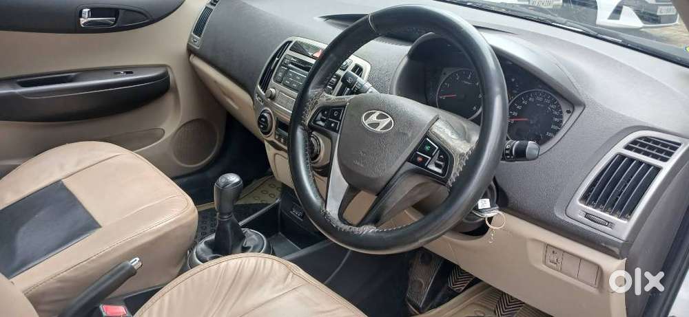 Hyundai I20 Sportz Option 1.4 Crdi, 2013, Diesel