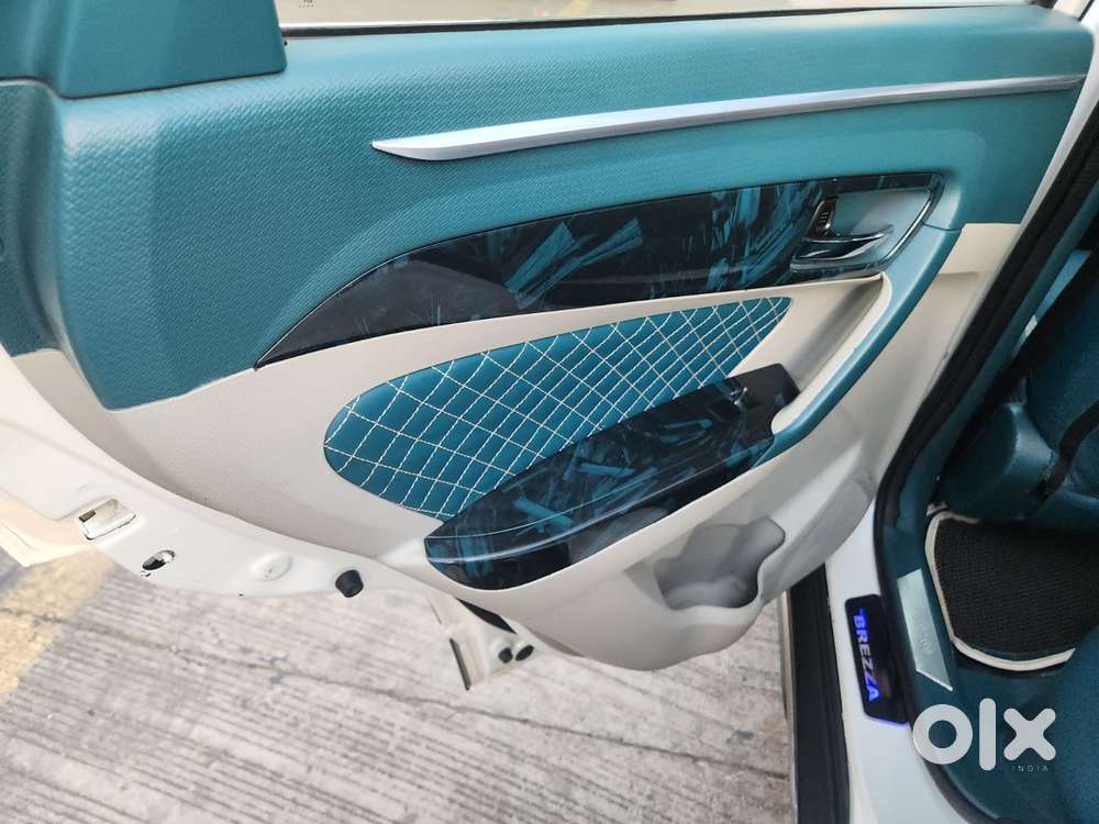 Maruti Suzuki Brezza Zdi+ Dual Tone, 2018, Diesel