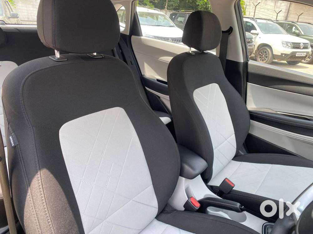 Hyundai I20 Sportz 1.2 Ivt, 2024, Petrol
