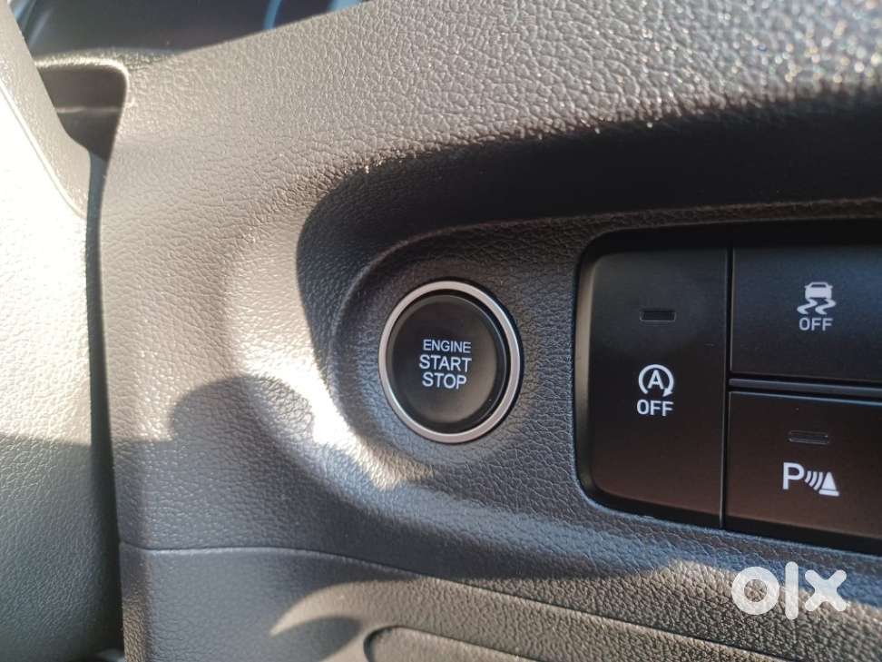 Hyundai Alcazar Signature (o) 6 Str 1.5 Petrol Dct, 2023, Petrol