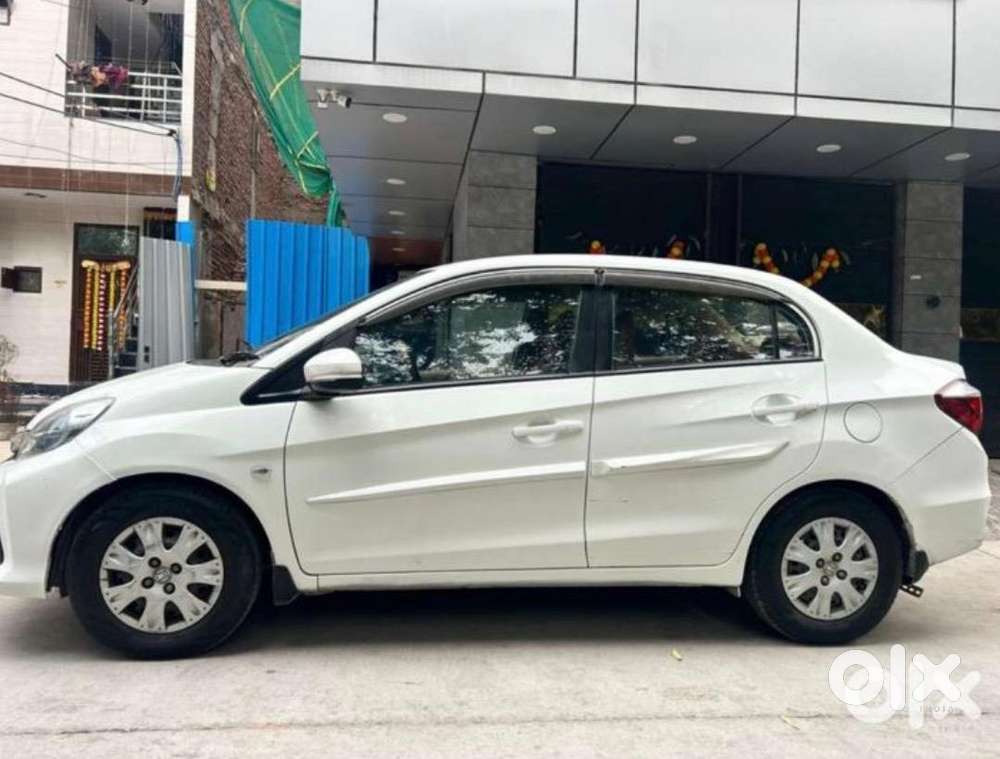 Honda Amaze 2017 Cng & Hybrids 93200 Km Driven