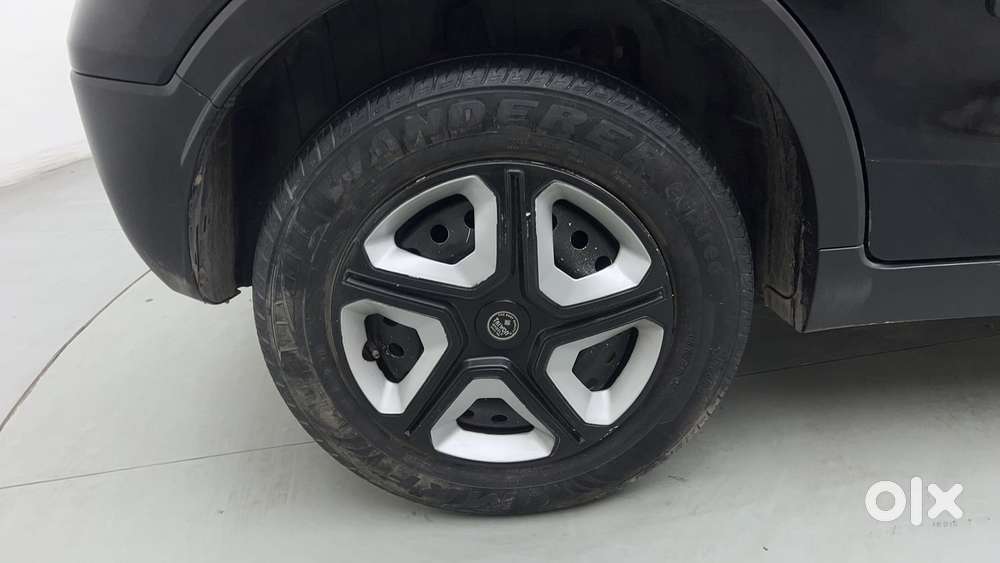 Mahindra Xuv300 W4 Diesel, 2022, Diesel