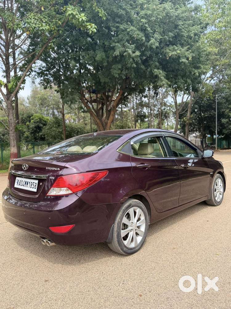 Hyundai Verna 1.6 Sx Vtvt (o), 2014, Petrol