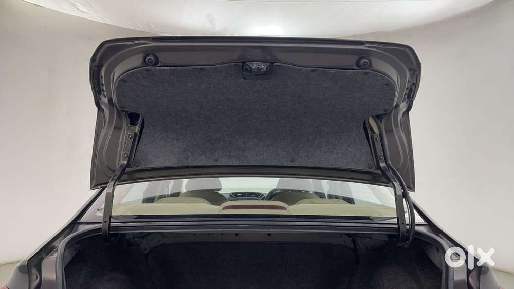 Honda Amaze Vx 1.2 Petrol Cvt, 2022, Petrol
