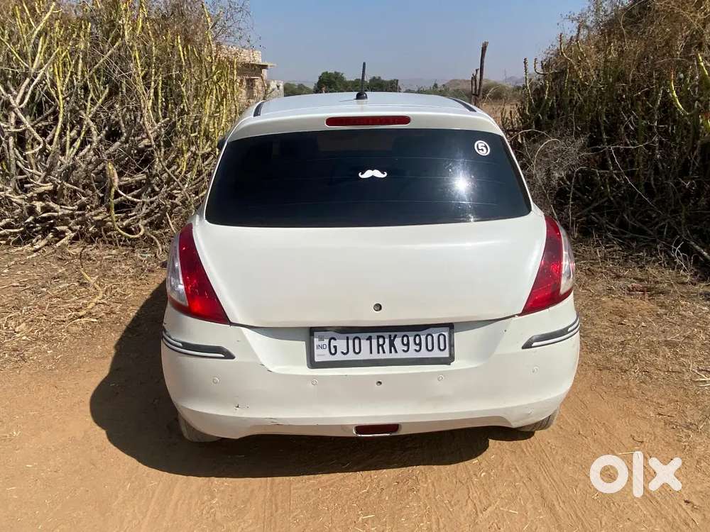 Maruti Suzuki Swift 2015 Diesel 98505 Km Driven