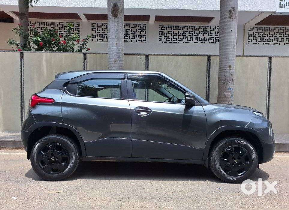 Tata Punch, 2022, Petrol