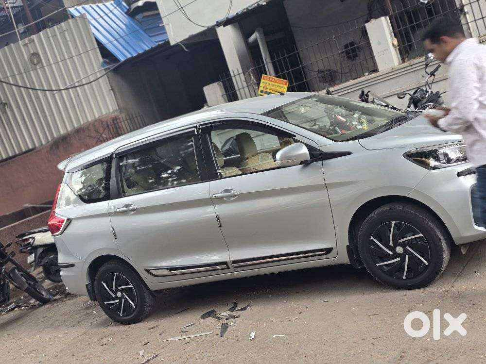 Maruti Suzuki Ertiga Vxi Shvs At, 2025, Petrol