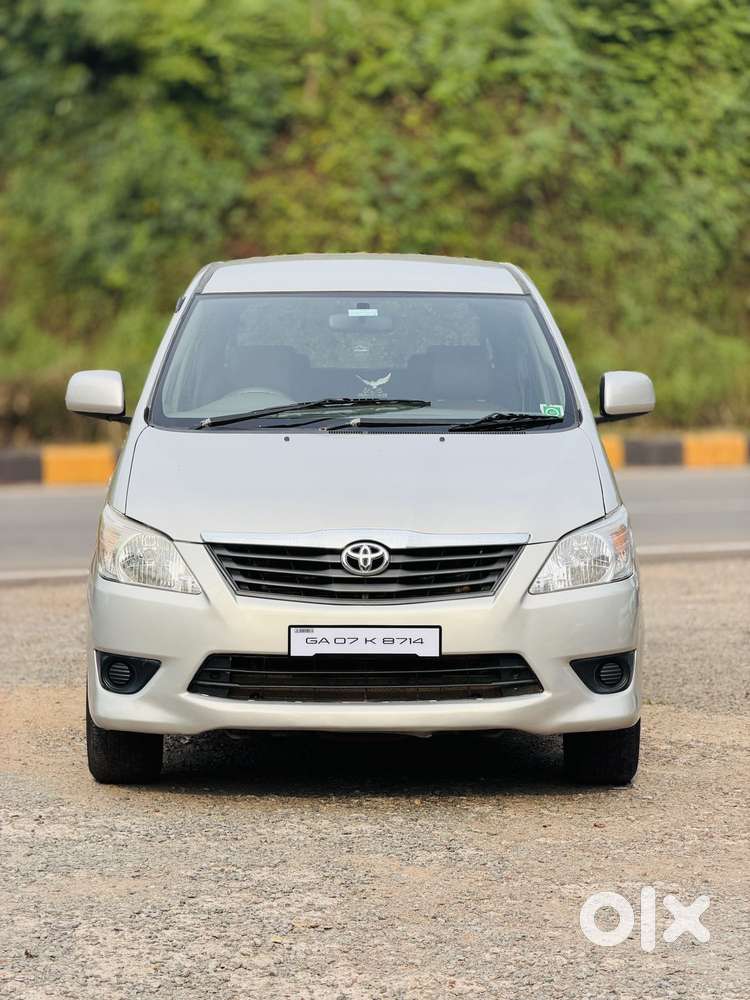 Toyota Innova 2.5 G (diesel) 8 Seater, 2012, Diesel