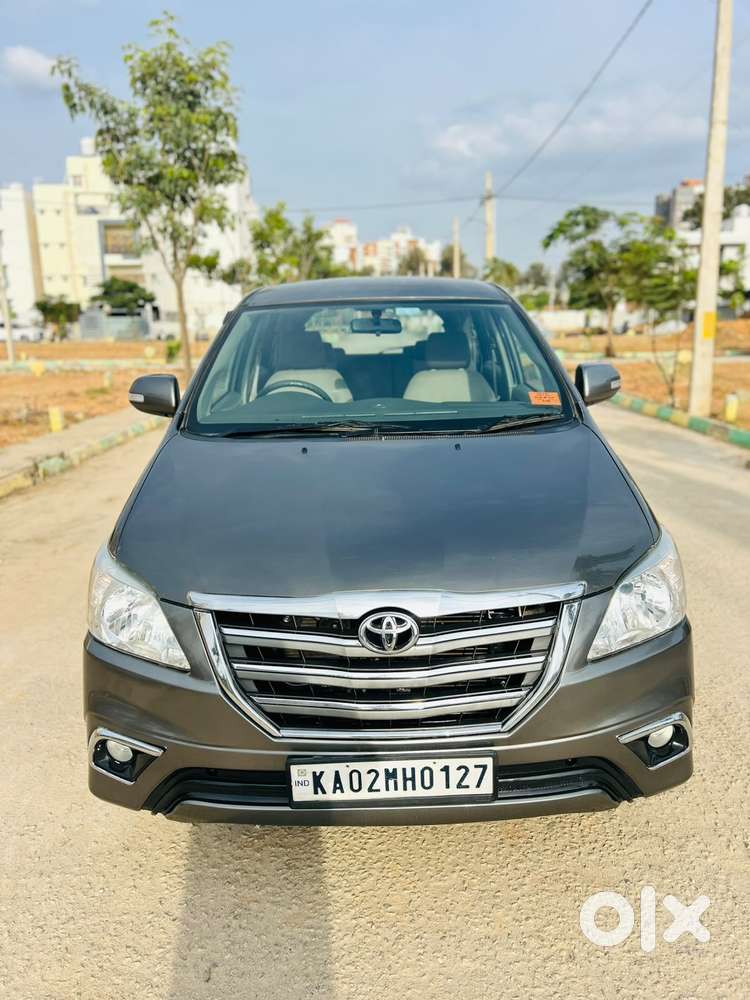 Toyota Innova 2.5 Vx 8 Str Bs-iii, 2012, Diesel