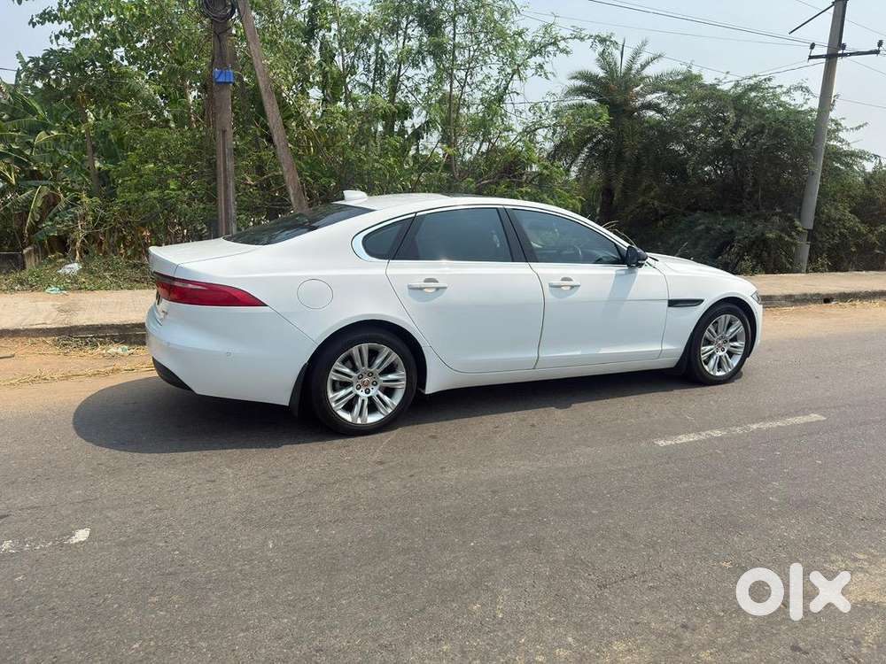 Jaguar Xf 2016 Diesel Well Maintained