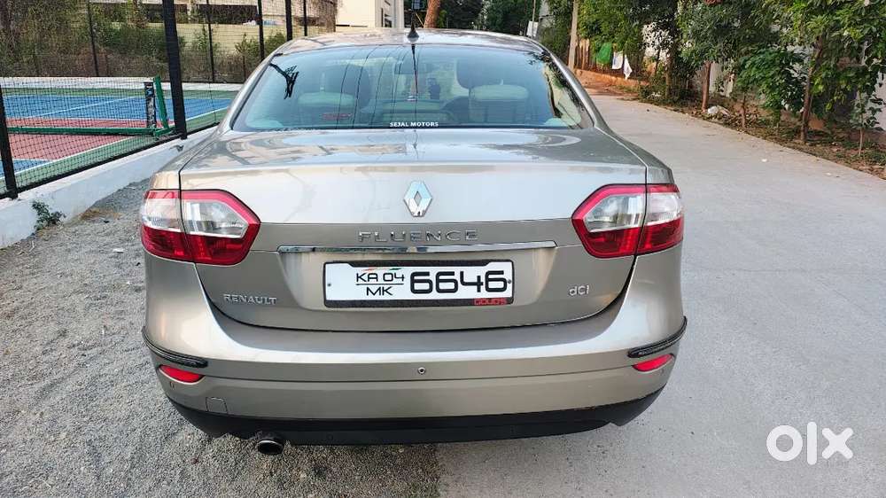 Renault Fluence 2012 Diesel 64000 Km Driven, Showroom Service History