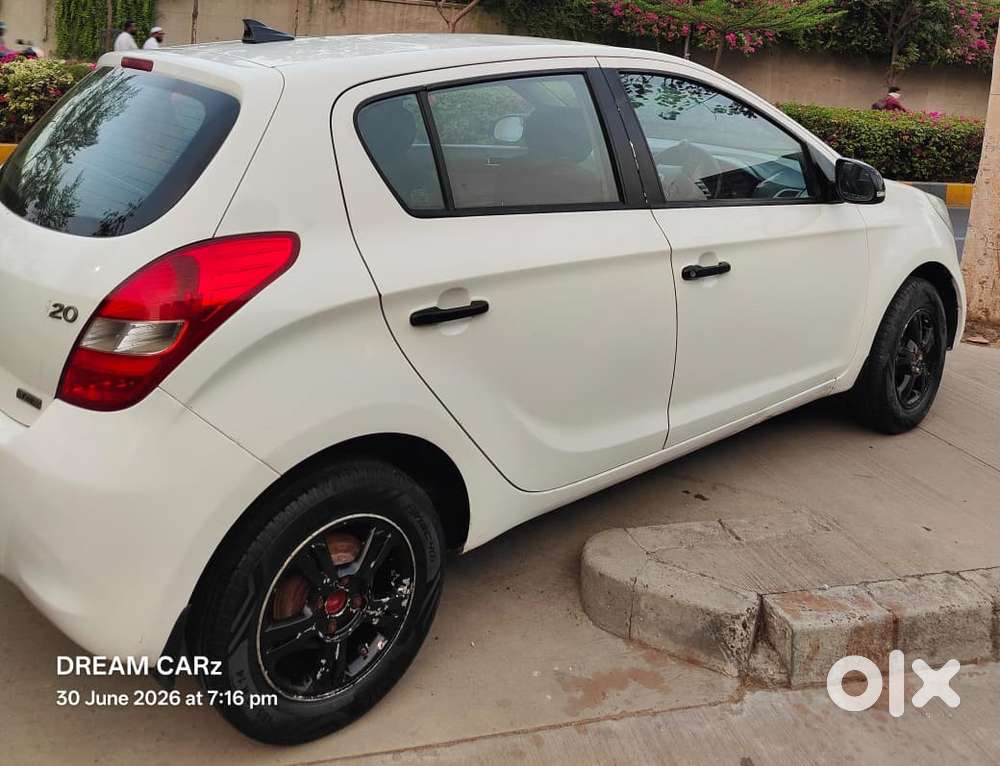 Hyundai I20 Sportz Option 1.4 Crdi, 2012, Diesel