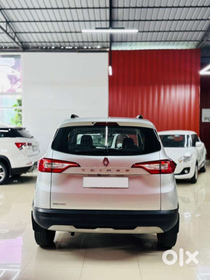 Renault Triber Rxz, 2024, Petrol