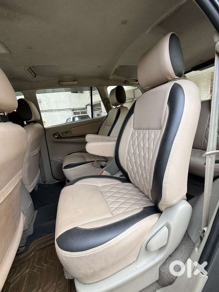 Toyota Innova 2.5 Gx 7 Seater Bs Iv, 2014, Diesel
