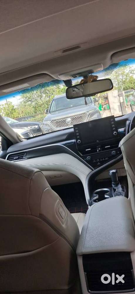 Toyota Camry Hybrid, 2023, Petrol