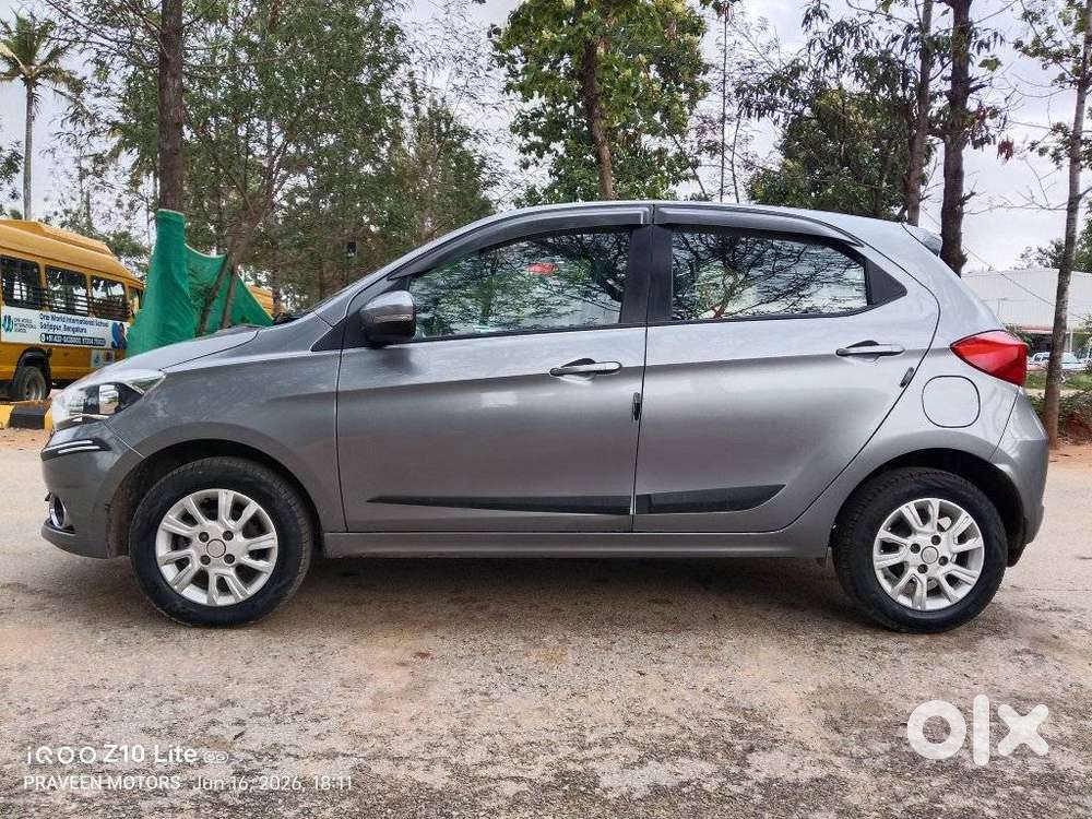 Tata Tiago 1.2 Revotron Xza, 2018, Petrol