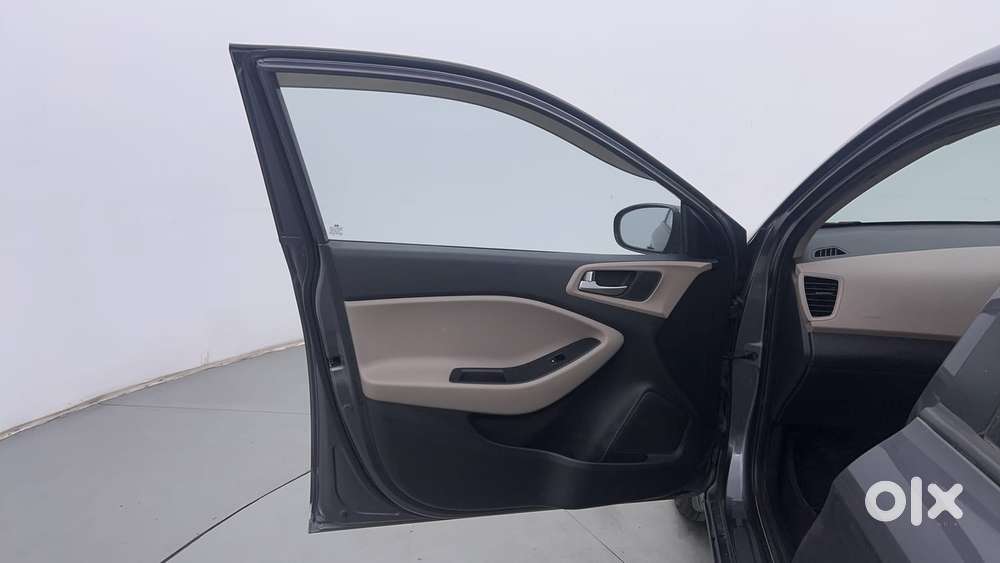 Hyundai Elite I20 Asta (o) 1.2 Mt, 2016, Petrol