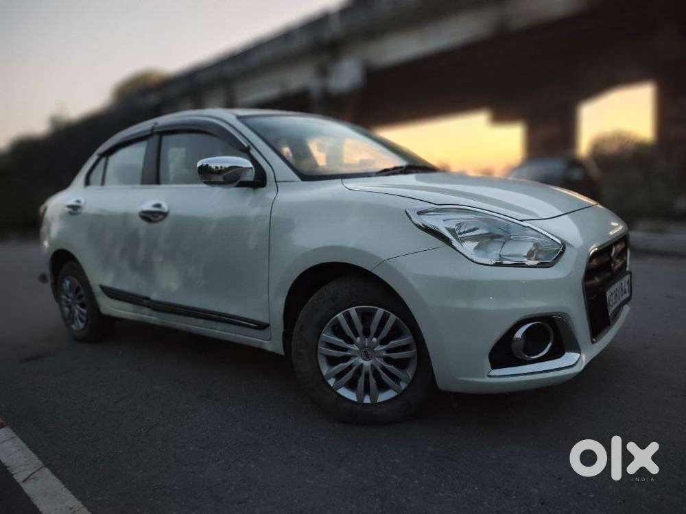 Maruti Suzuki Dzire 1.2 Vxi, 2023, Petrol