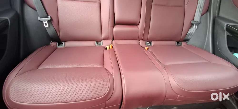2025 Tata Curvv Accomplished S 1.2 Petrol Dca