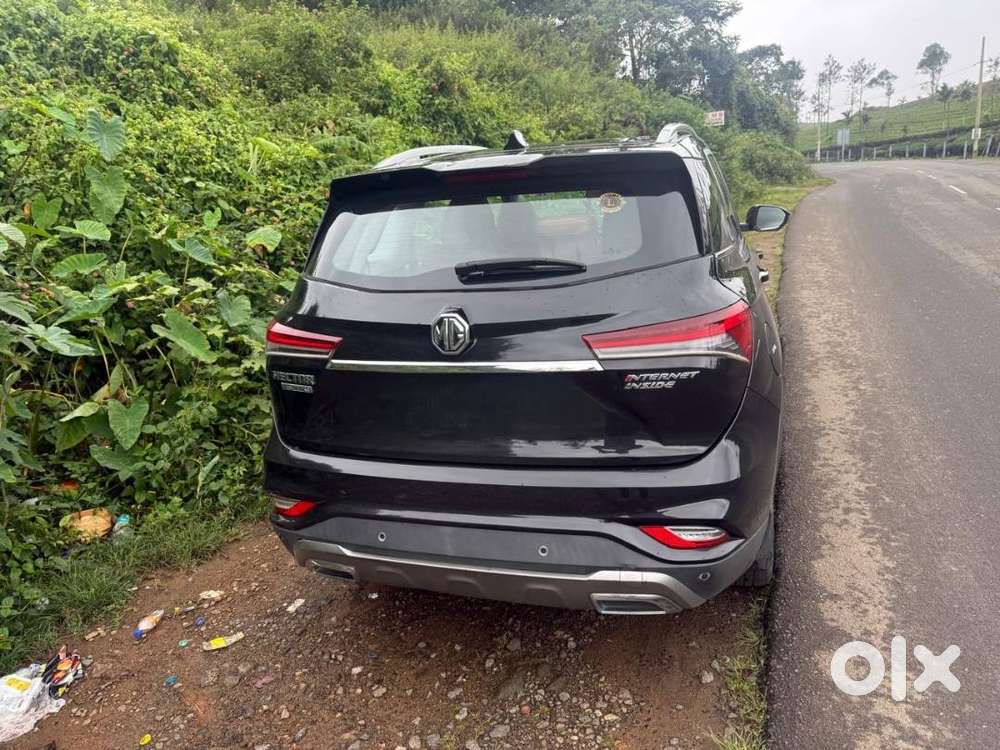 Mg Hector Plus 2022 Year Car