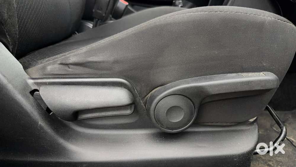 Maruti Suzuki Swift Zxi, 2015, Petrol