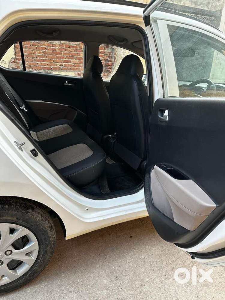 Hyundai Grand I10 Sportz Dual Tone 1.2 Crdi, 2018, Diesel