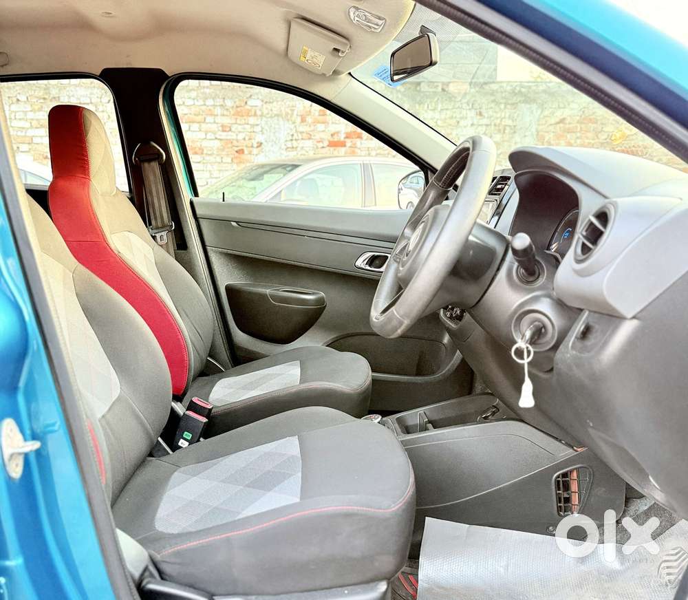 Renault Kwid 1.0 Rxt (o) Easy-r, 2020, Petrol