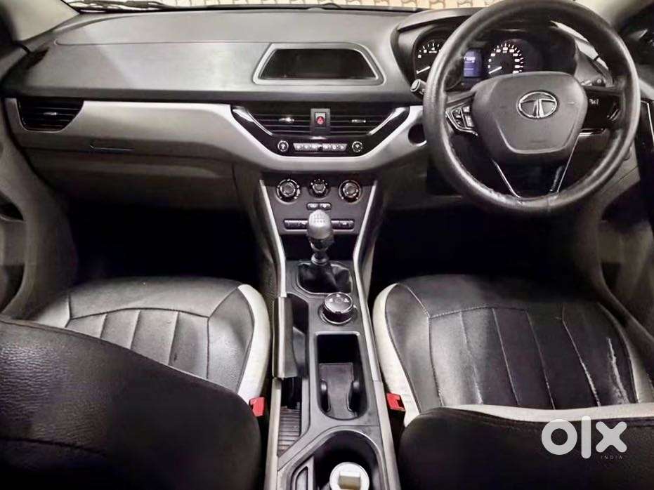 Tata Nexon 1.5 Revotorq Xm (s), 2018, Diesel